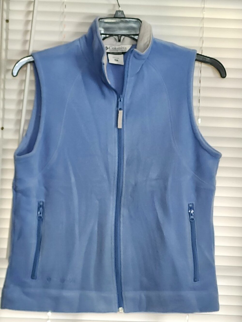 Columbia womans fleece vest  size m